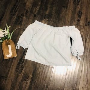 New Look Light Soft Denim Off The Shoulder Top w/ties on sleeves